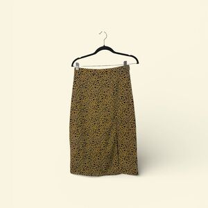 BCBG Generation Leopard Print Pencil Skirt Size 2 Mustard Yellow